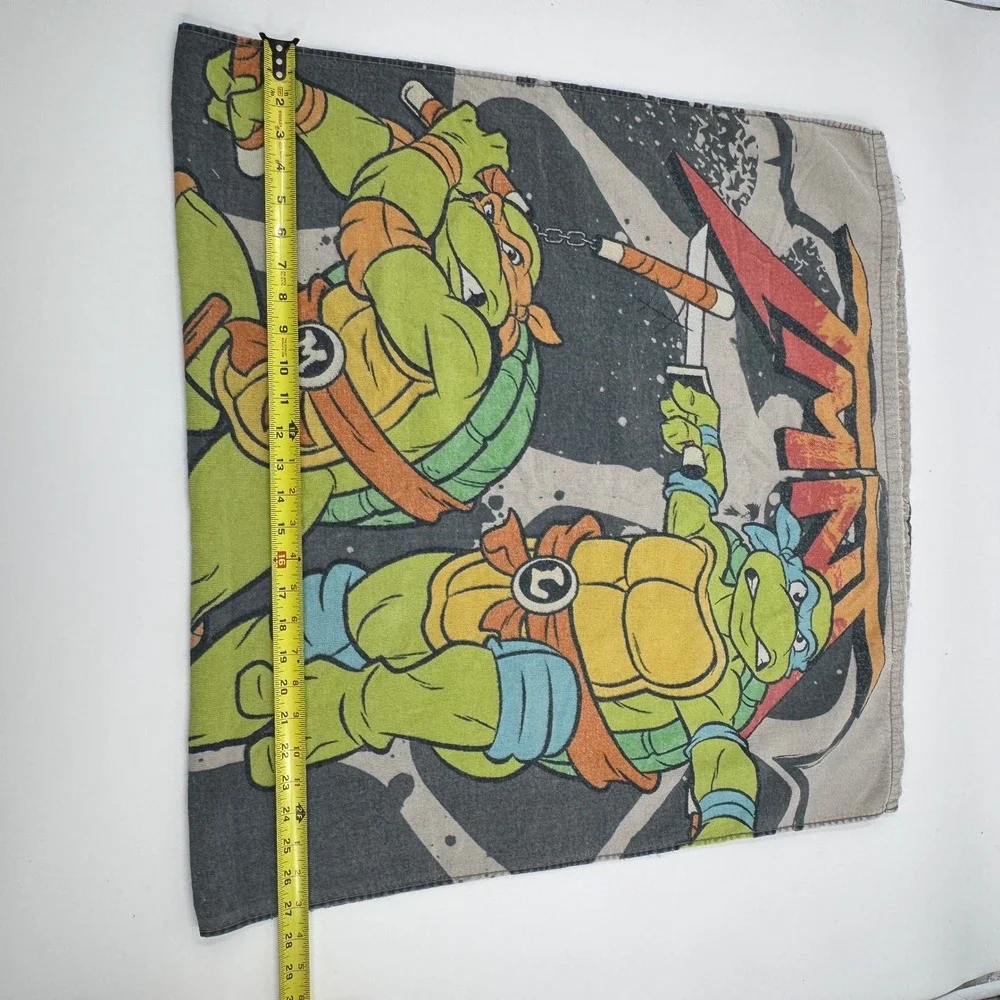 Vintage Teenage Mutant Ninja Turtles TMNT Beach Towel 28x52 Distressed Retro‎